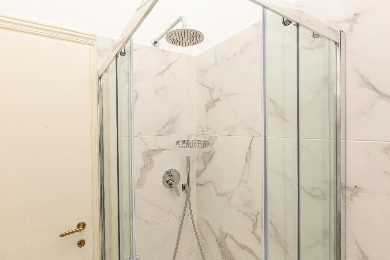 Savoia Exclusive House By Premium Suites Collection Rome Luaran gambar